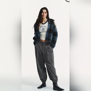 SOLD! Zara Gray Pleated jogging Trousers